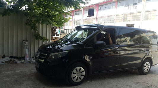 The visor on the windshield (gloss black, 5mm) for Mercedes Vito / V-class W447 2014↗ year - Reelken Auto