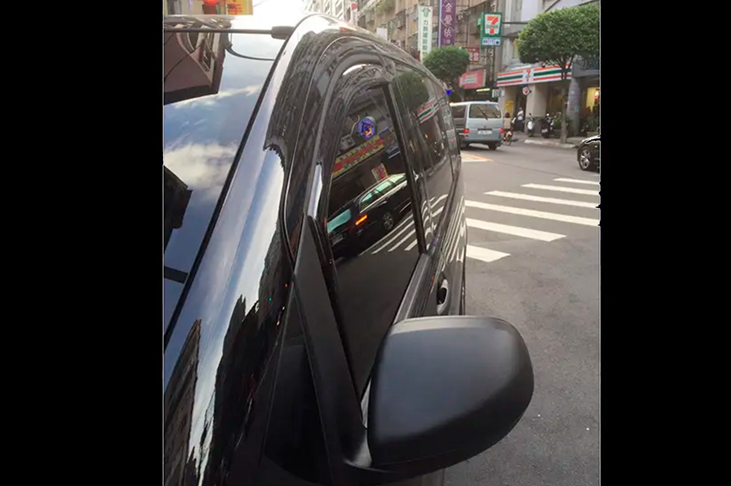 In-channel window deflectors (4 pcs, HIC) for Daewoo Lanos 1998-2017 - image 1