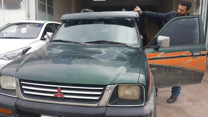 Windshield Visor (black gloss, 5mm) for Mitsubishi L200 1996-2006 - image 4