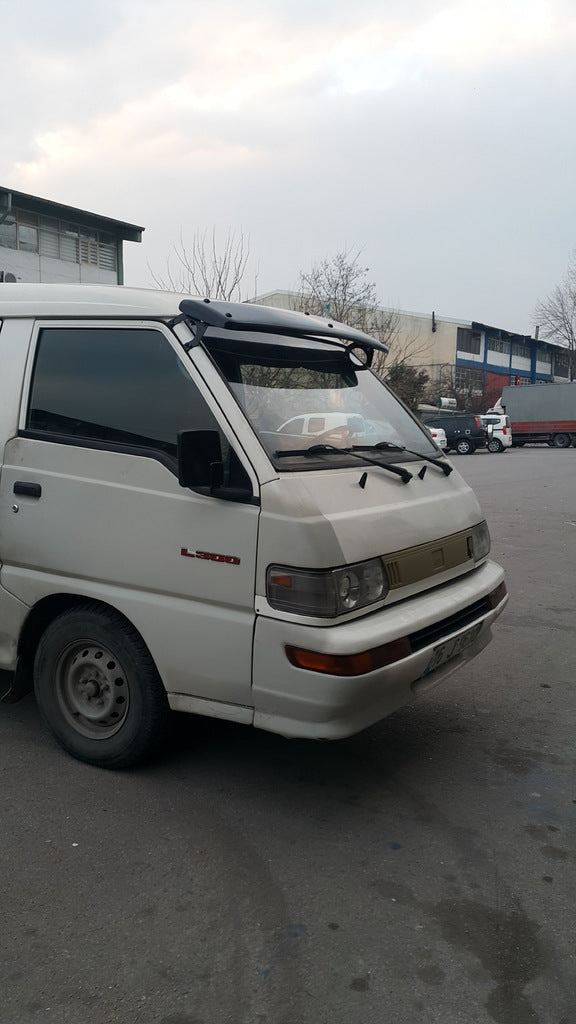 Wind Deflector for Windshield for Mitsubishi L300 1986-2013 - image 6