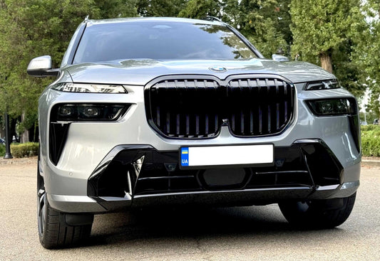 Kidney Grilles 1 Bar (2023+, Gloss Black) for BMW X7 G07 2019- - image 1