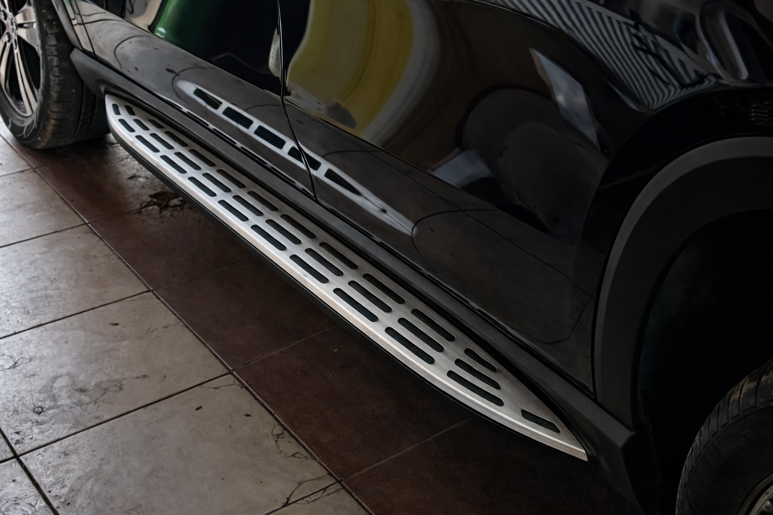 Side Steps (2 pcs, OEM) for Mercedes GLE W167 2018- - image 2