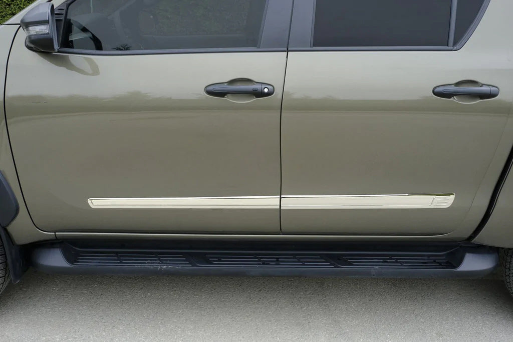 Stainless Steel Door Moldings (4 pcs) for Volkswagen Amarok 2010-2022 - image 1
