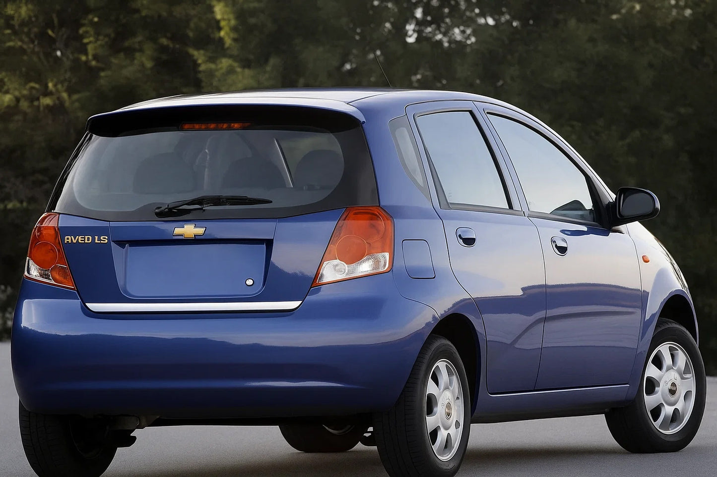 Trunk trim stainless steel for Chevrolet Aveo T200 2002-2008 - image 1