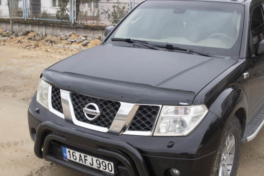 The hood deflector (EuroCap) for Nissan Navara 2006-2015 - Reelken Auto