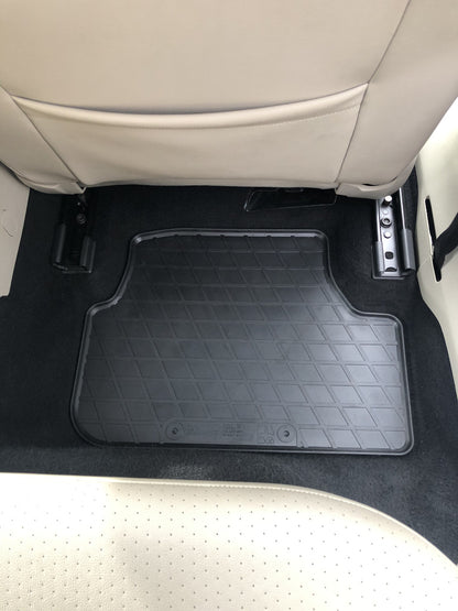Rubber floor mats for E-Golf (4 pcs, Stingray Premium) for Volkswagen Golf 7/E-Golf 2012-2020 - image 3