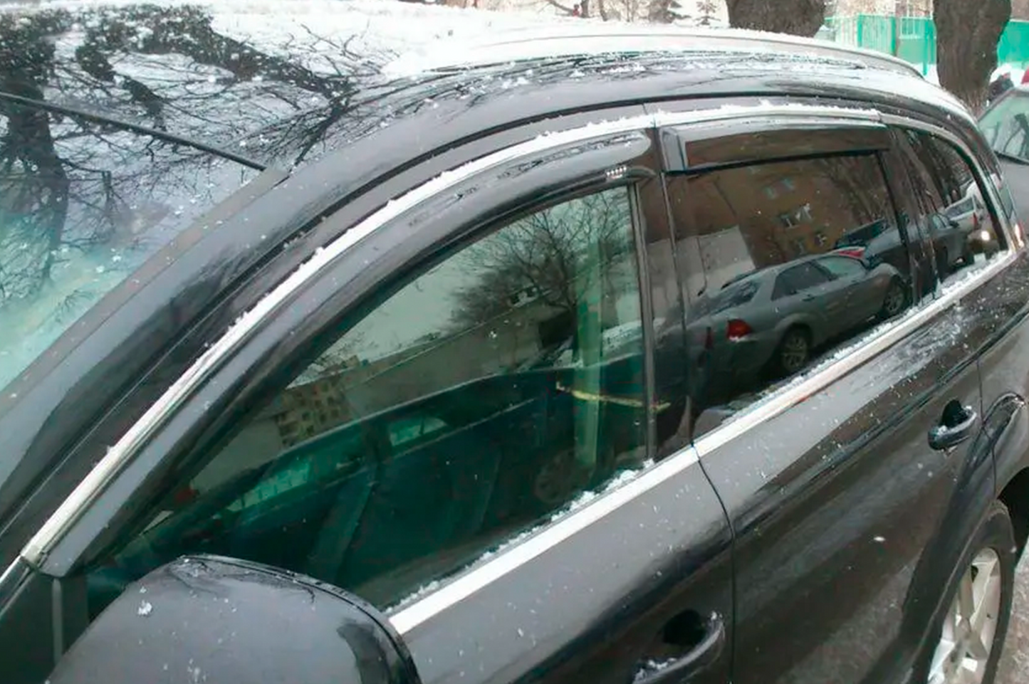 Window deflectors with chrome trim (4 pcs, HIC) for Audi Q7 2005-2015 - image 1