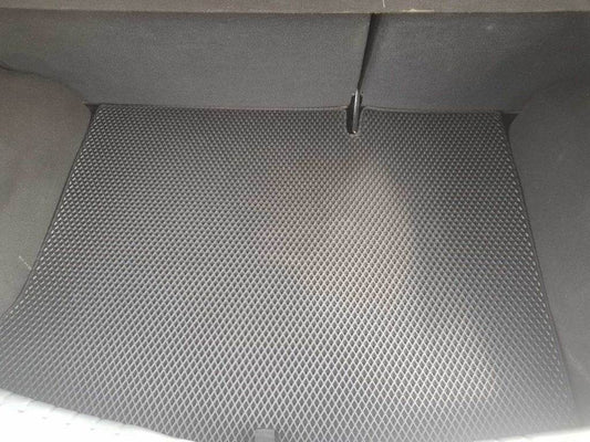 Trunk mat (EVA, Black) for Dacia Sandero 2007-2013 - Reelken Auto