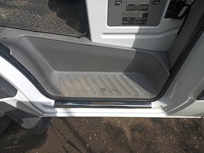 Door Sill Covers VIP-Style (2 pcs, Stainless Steel) for Mercedes Sprinter W906 2006-2018 - image 4