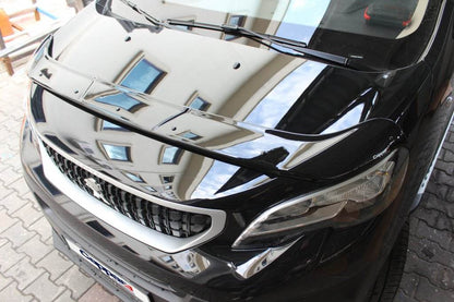 The hood deflector EuroCap for Toyota Proace - Reelken Auto