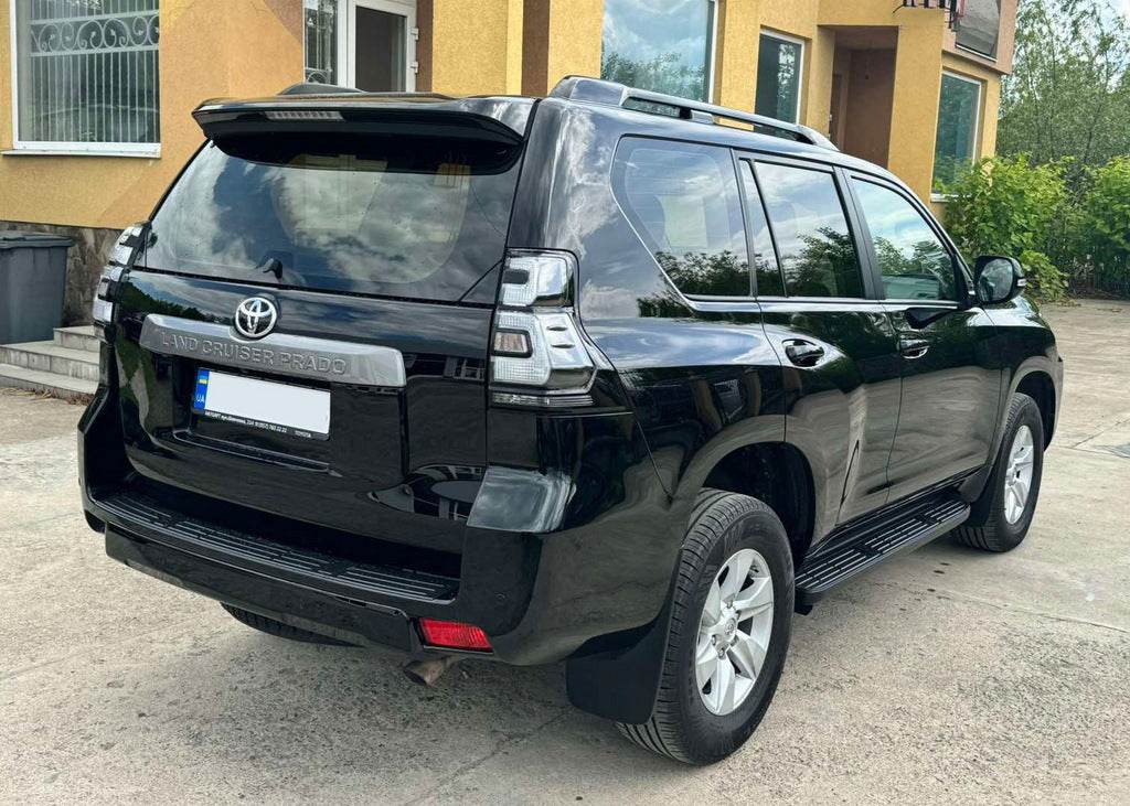 BlackEdition V1 taillights (2017-2023, 2 pcs) for Toyota Land Cruiser Prado 150 - Reelken Auto