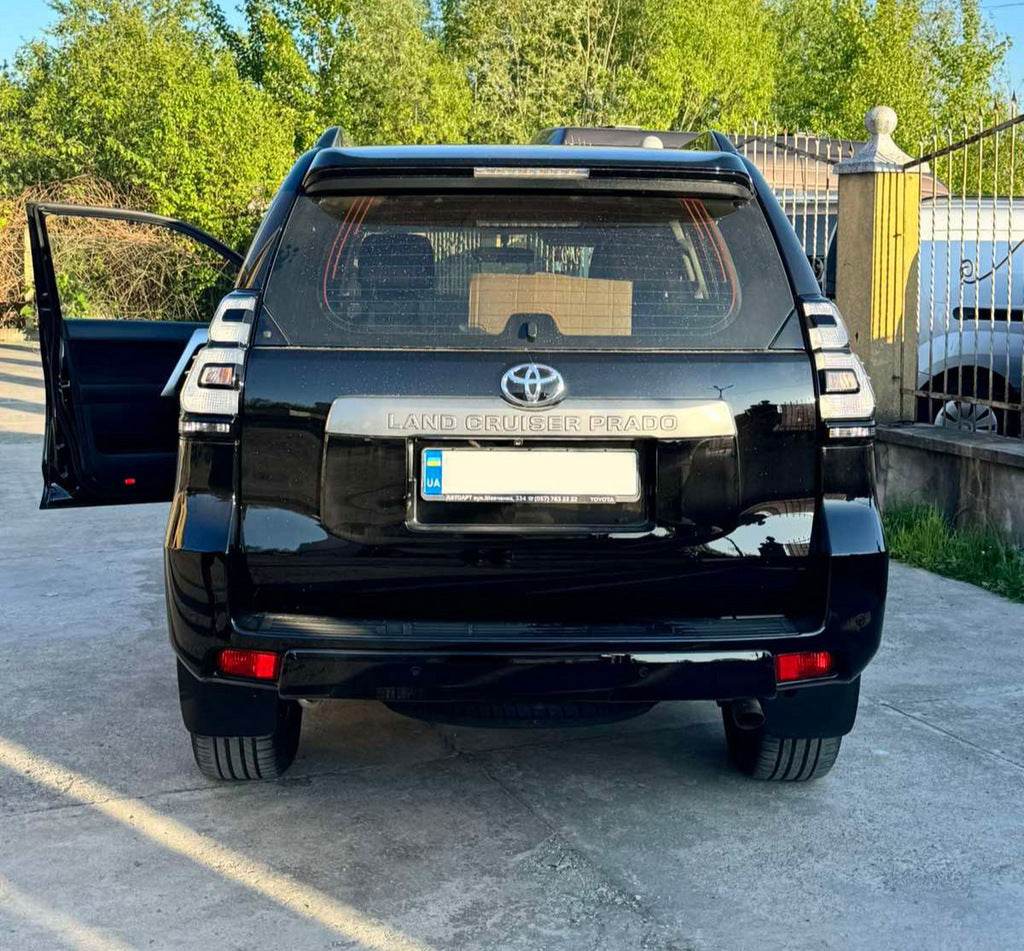 BlackEdition V1 taillights (2017-2023, 2 pcs) for Toyota Land Cruiser Prado 150 - Reelken Auto