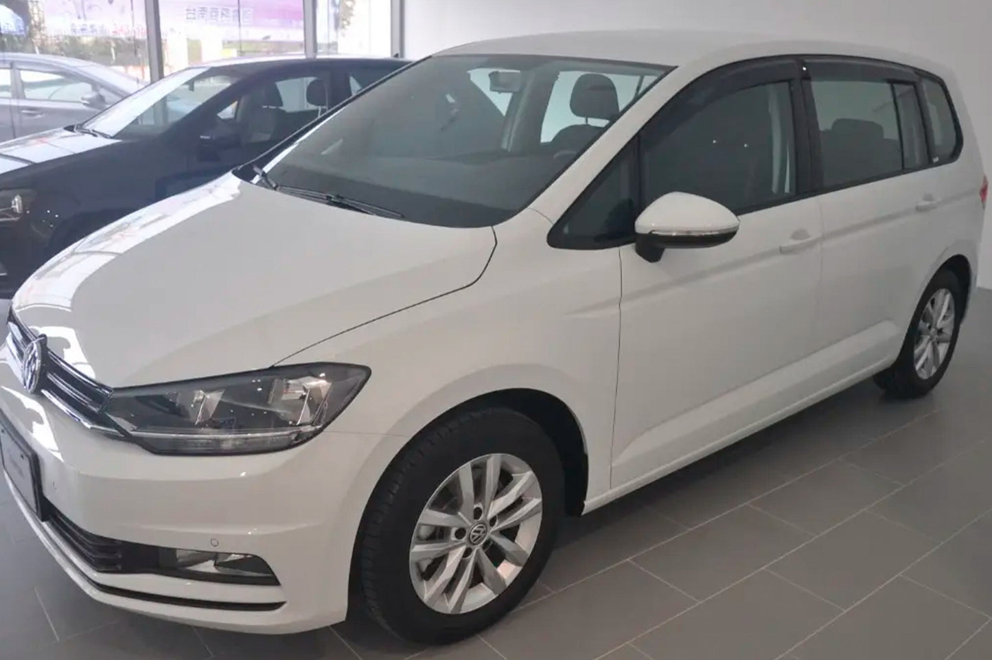 Window Deflectors (4 pcs, HIC) for Volkswagen Touran 2015- - image 4
