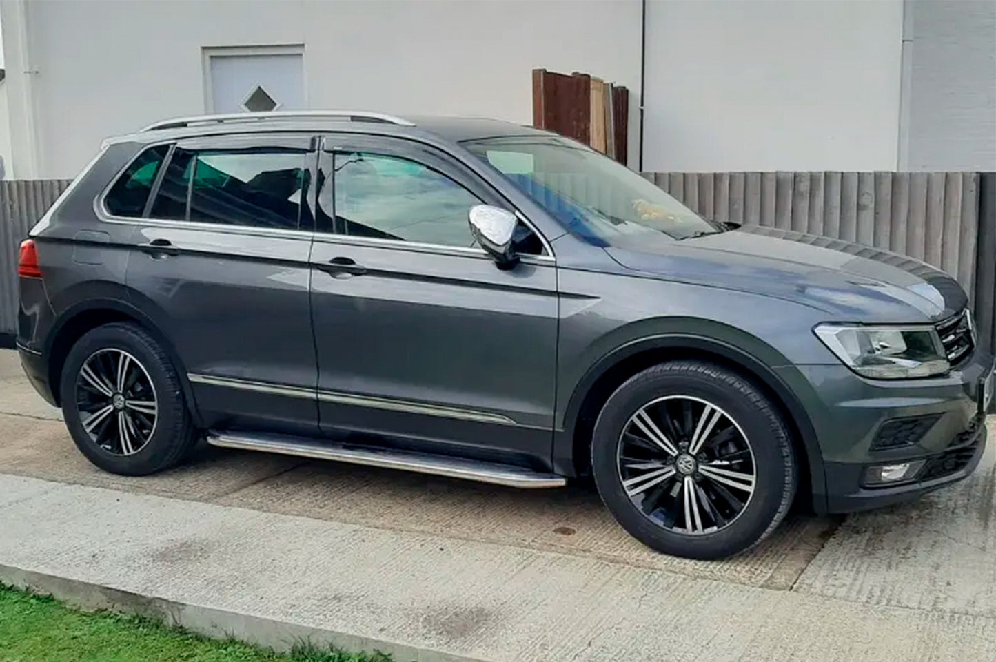 Window Deflectors (4 pcs, HIC) for Volkswagen Tiguan 2016-2023 - image 3