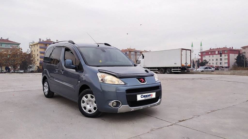 The hood deflector (EuroCap long) for Citroen Berlingo 2008-2018 - Reelken Auto