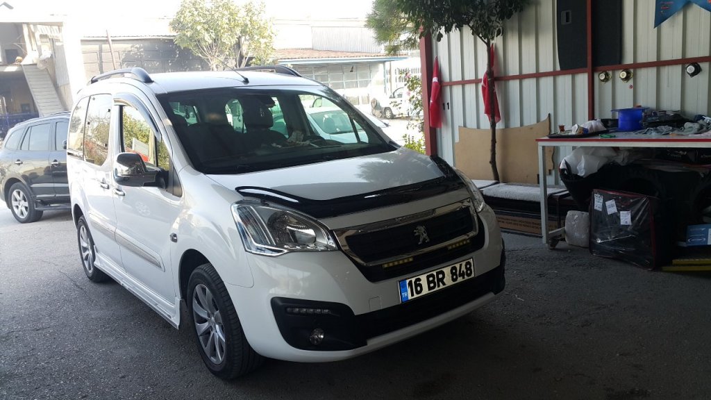 Hood Deflector (EuroCap long) for Citroen Berlingo 2008-2018 - image 19