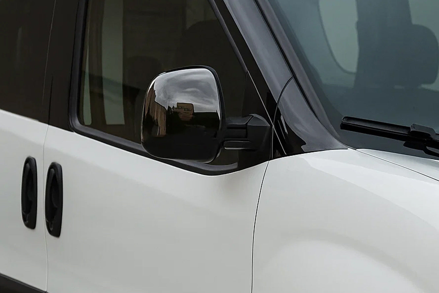 Mirror Covers Black Chrome (2 pcs, plastic) for Opel Combo 2012-2018 - image 1