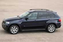 Side Steps Allmond Black (2 pcs, Aluminum) for BMW X5 E-70 2007-2013 - image 1