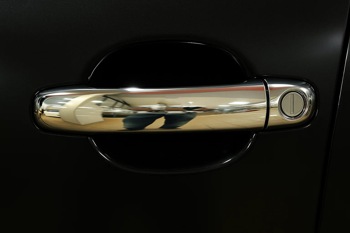 Chrome Door Handle Covers (4 pcs, Stainless Steel) for Volkswagen Touareg 2002-2010 - image 1