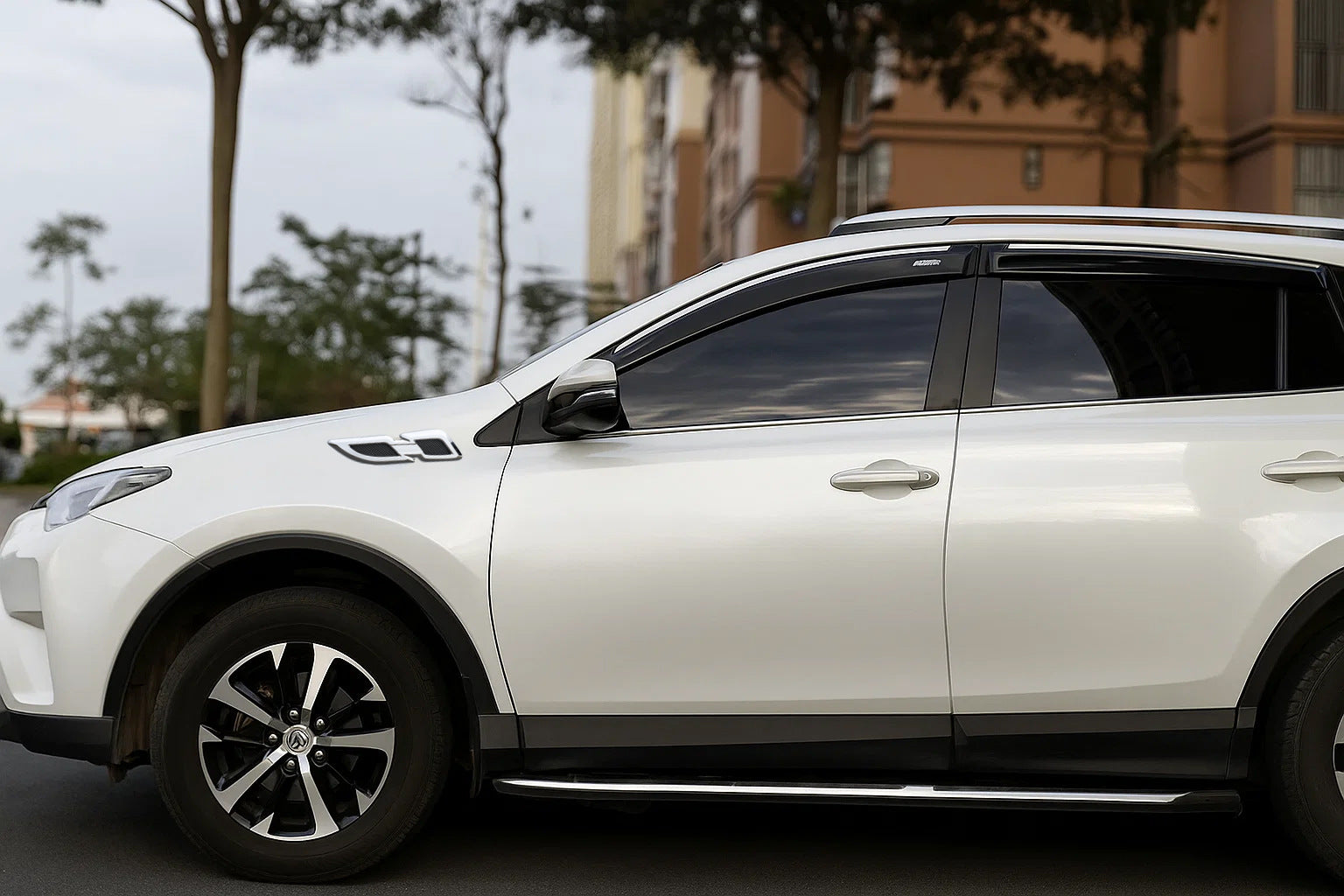 Fender trims Libao 2016-2018 (2 pcs, plastic) for Toyota Rav 4 2013-2018 - image 3