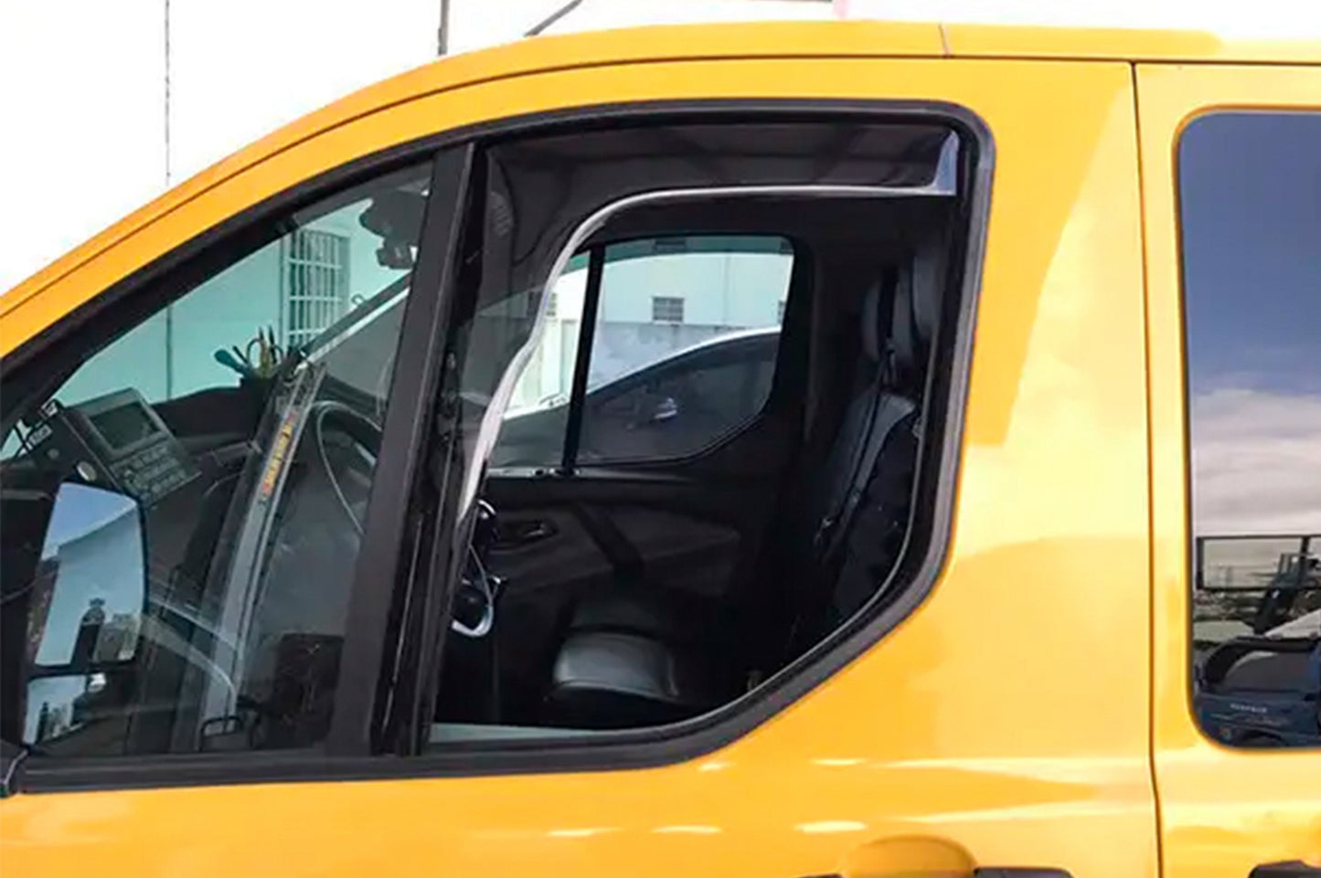 In-channel window deflectors (2 pcs, HIC) for Peugeot Boxer 1994-2006 - image 1