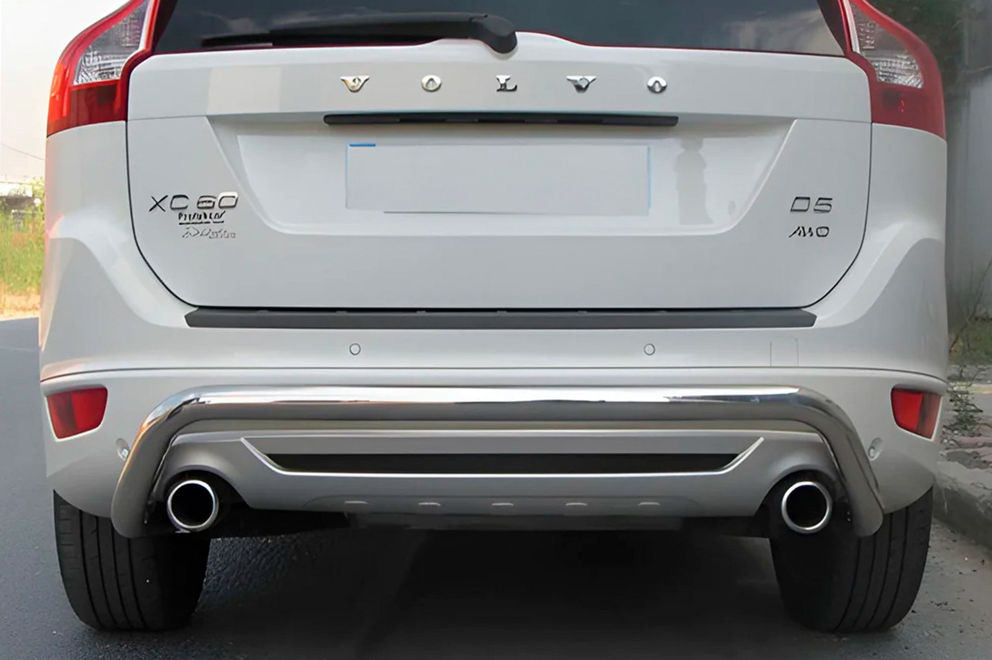 Rear Guard AK007 (Stainless Steel) for Volvo XC60 2009-2017 - image 1