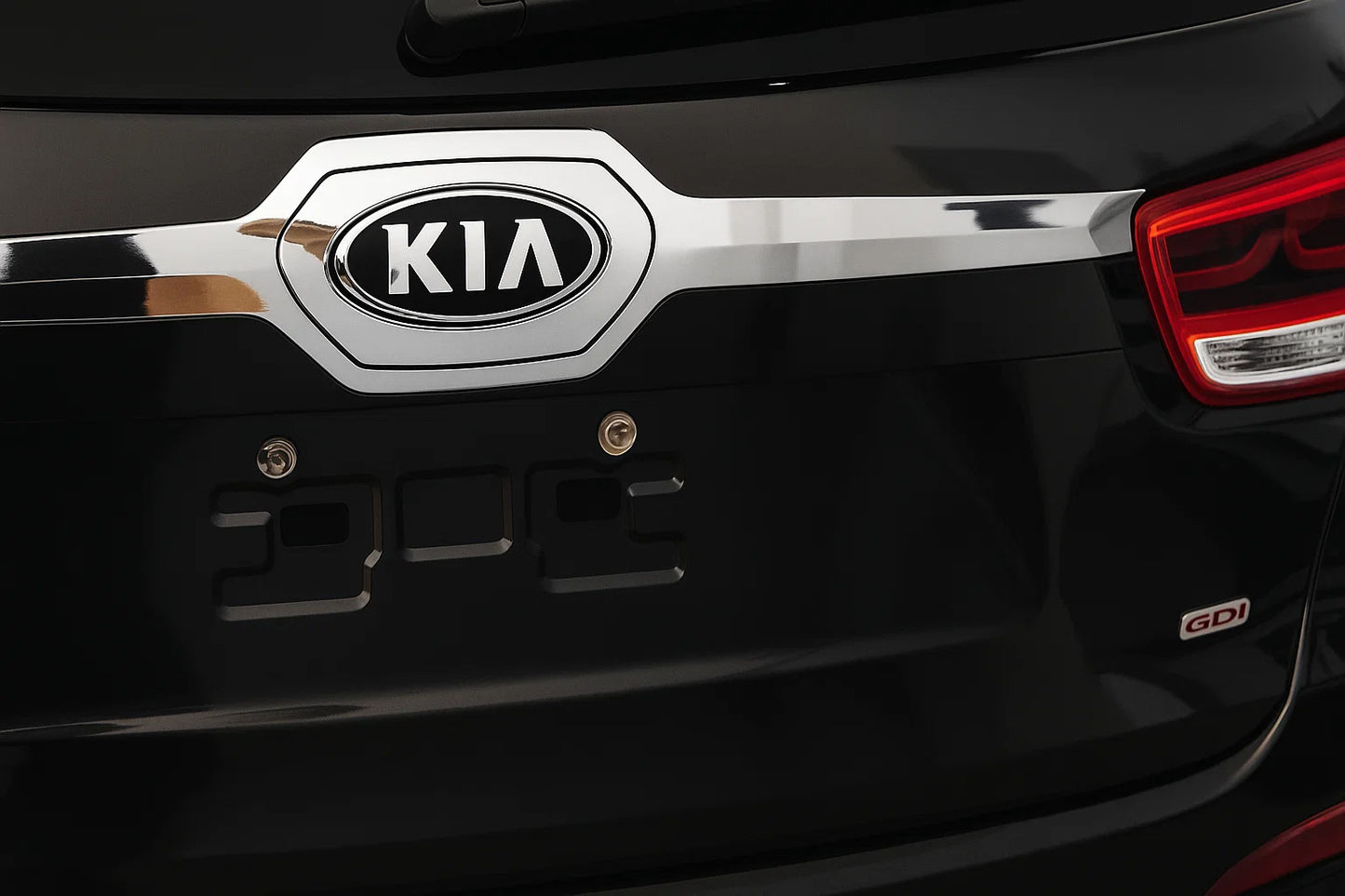Trunk trim cover above license plate Libao V1 (Plastic) for Kia Sorento III UM 2014-2020 - image 3