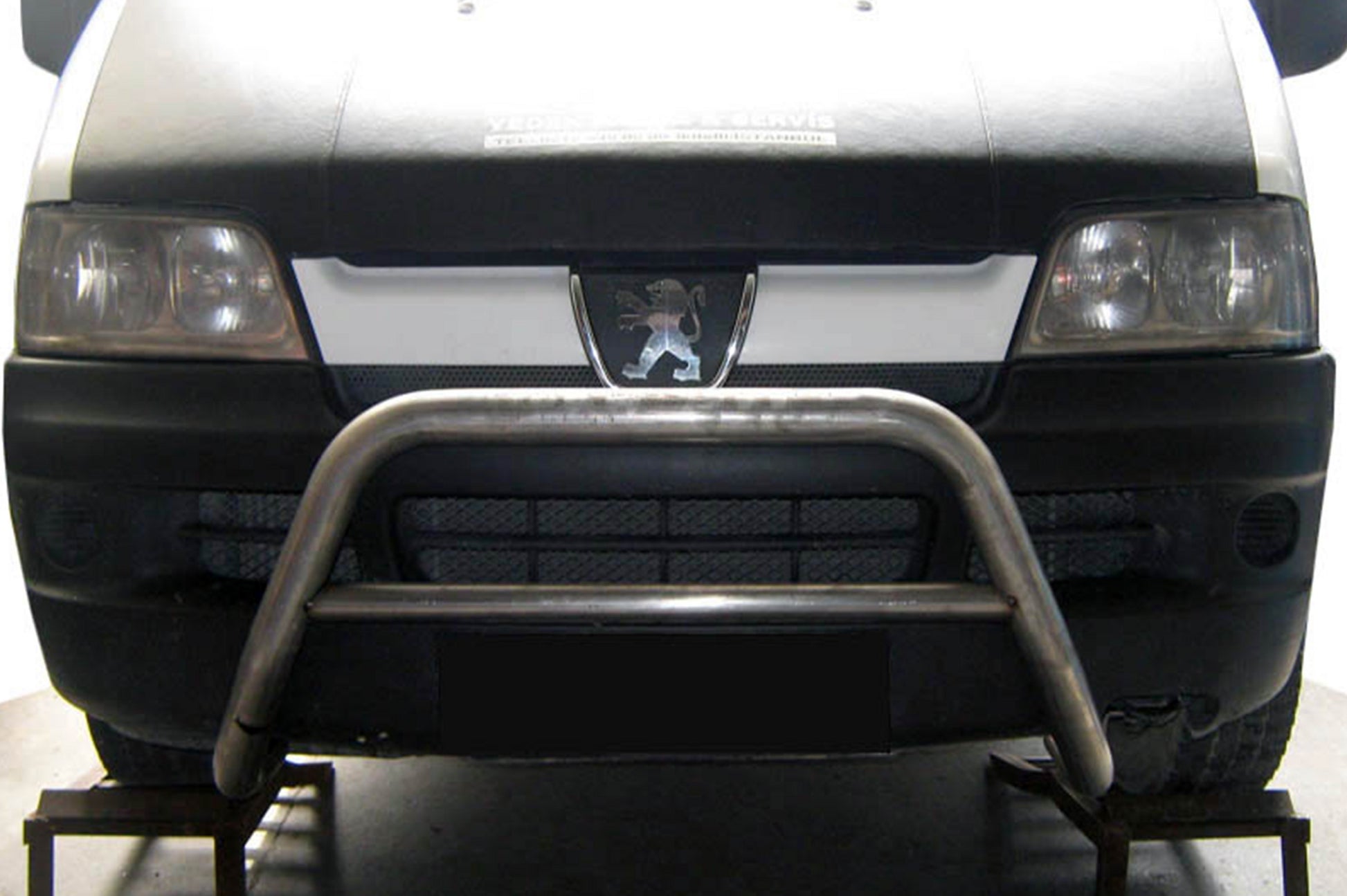 Bull Bar WT005 (Stainless Steel) for Peugeot Boxer 1994-2006 - image 1