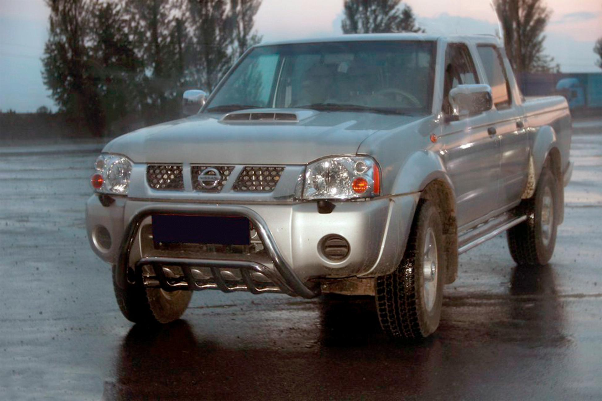 Bull Bar WT002 (Stainless Steel) for Nissan NP300 1999-2015 - image 1