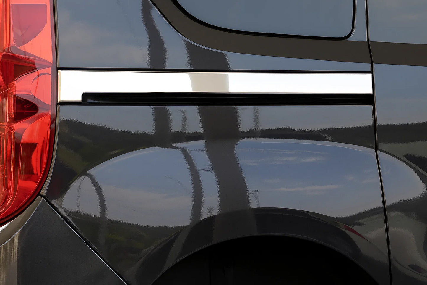 Wide stainless steel molding for sliding door (2 pcs) for Fiat Doblo II 2010-2022 - image 1