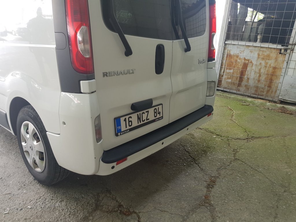 Rear Bumper Protector EuroCap (ABS) for Renault Trafic 2001–2015 - image 3