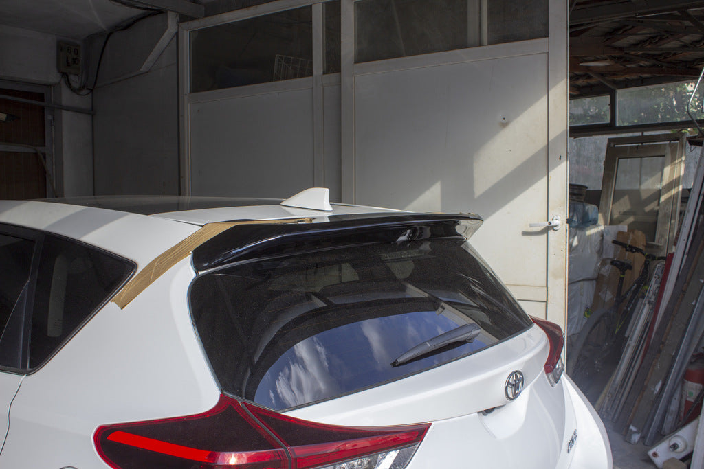 Spoiler (primed for painting) for Toyota Auris 2012-2018 - image 3