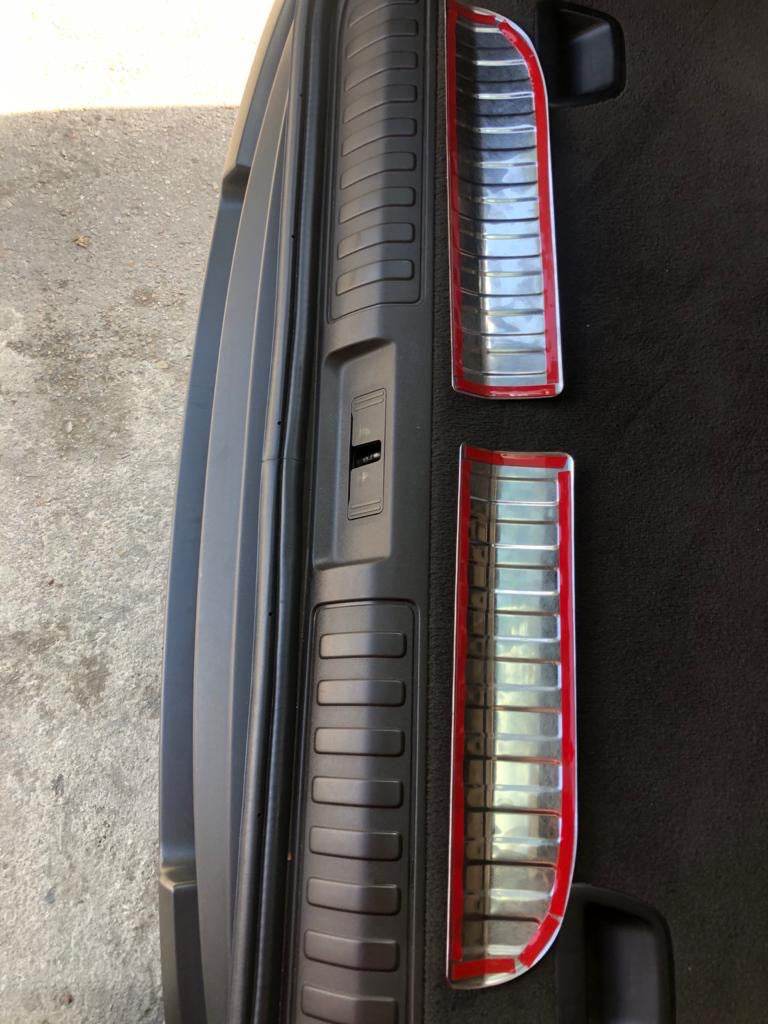 Rear sill pad (stainless) for Range Rover Sport 2013-2022 - Reelken Auto