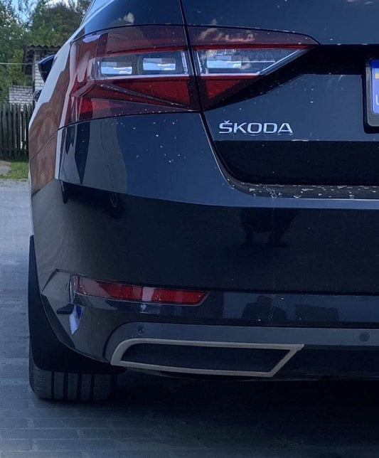 Covers on the end of the Carmos bumper (3 pcs., stainless steel) for Skoda Superb 2015-2024 - Reelken Auto