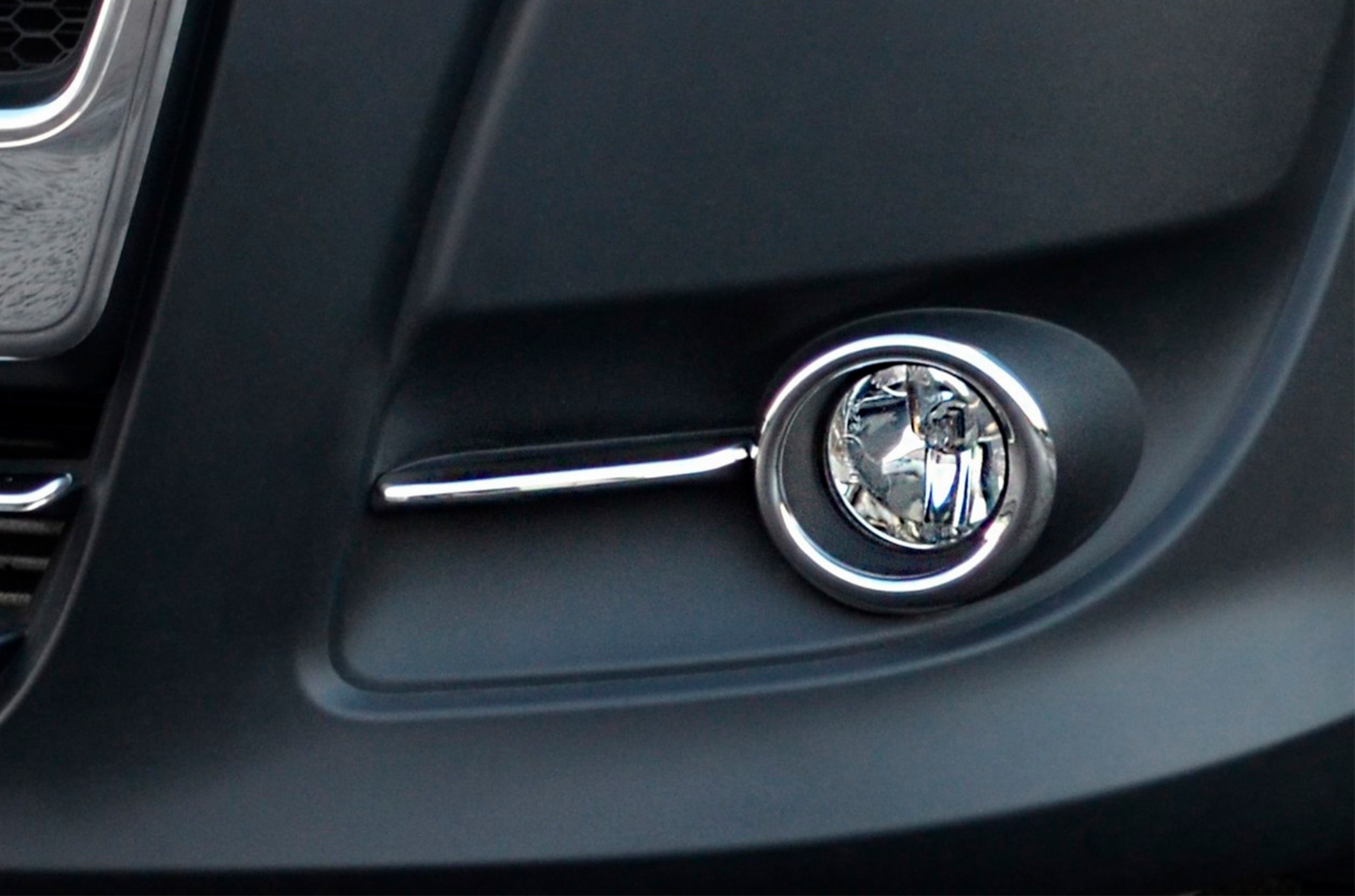 Fog Light Trims with Stripes (2010-2015, 4 pcs, Stainless Steel) for Fiat Doblo II 2010-2022 - image 8