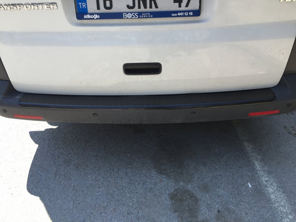 Rear bumper protector with lip (Carbon) for Volkswagen T5 Caravelle 2004-2010 - image 1