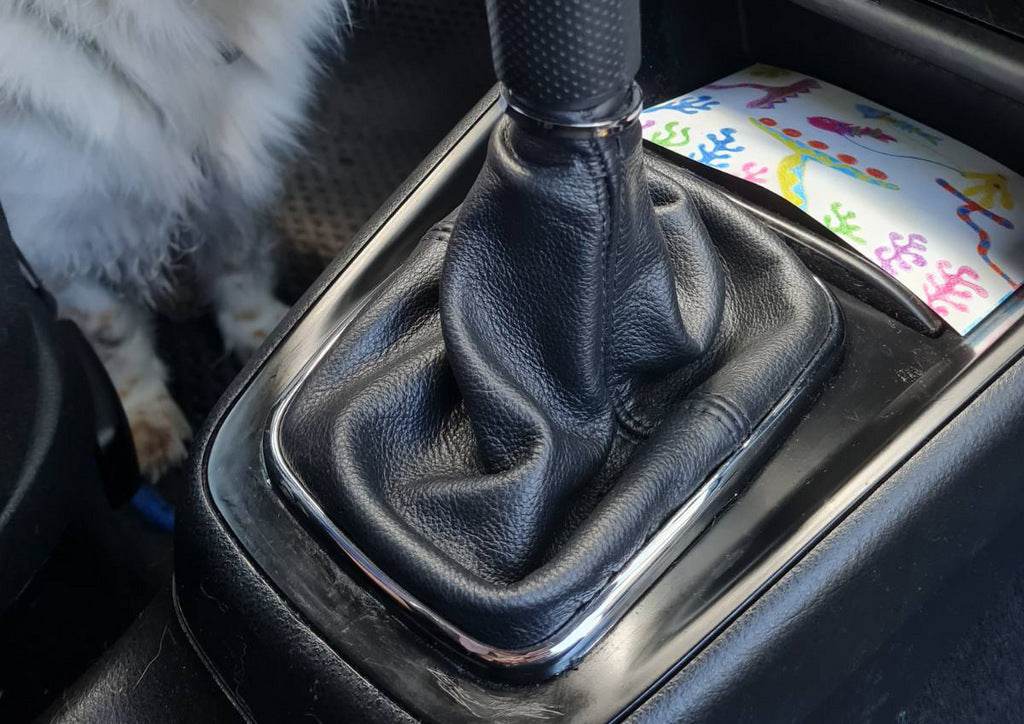 Gearbox cover (leather) for Volkswagen Golf 4 - Reelken Auto