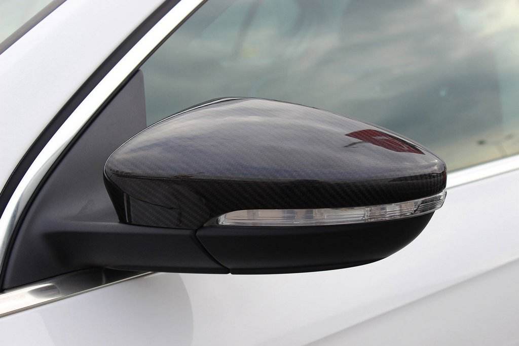 Covers for mirrors (2 pcs, natural carbon) for Volkswagen Scirocco - Reelken Auto