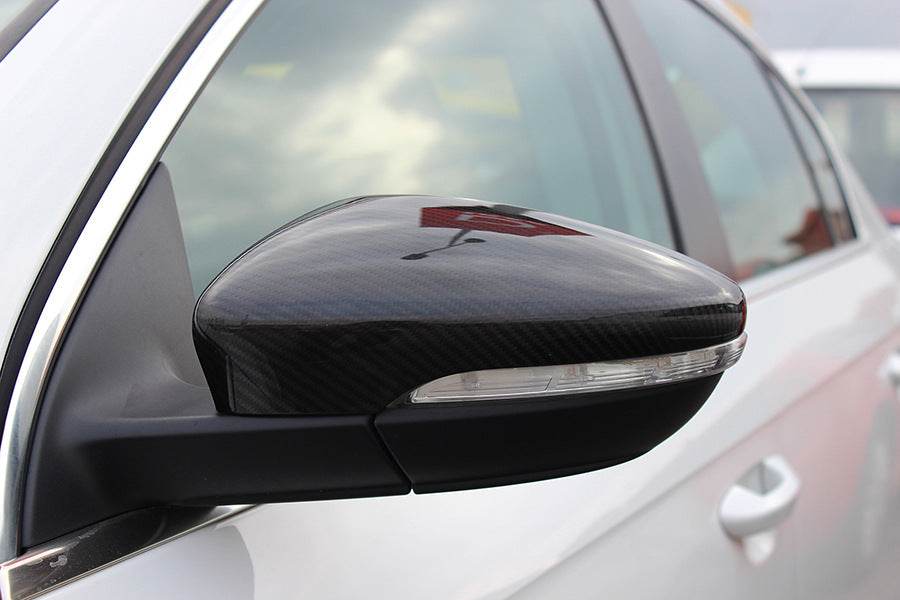 Covers for mirrors (2 pcs, natural carbon) for Volkswagen Scirocco - Reelken Auto