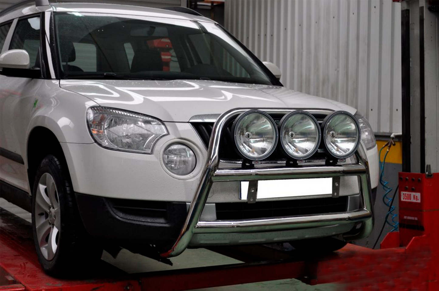 Bull Bar WT018 (Stainless Steel) for Skoda Yeti 2009-2017 - image 2