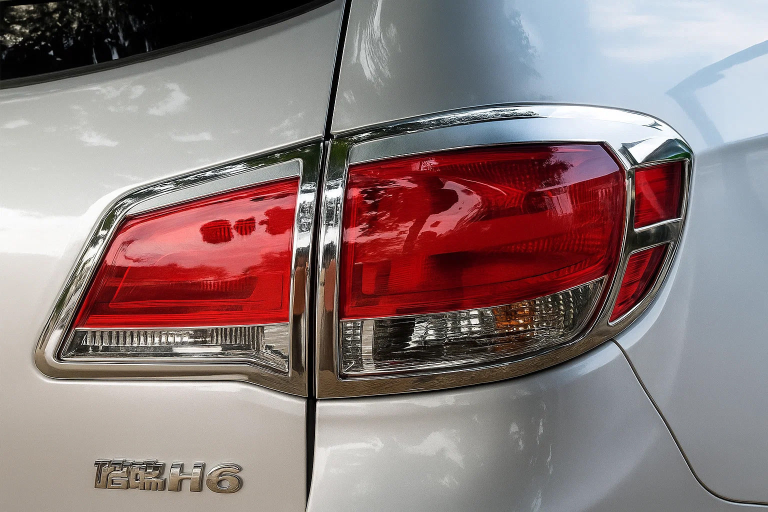 Chrome Tail Light Covers Libao (2 pcs, plastic) for GreatWall Haval H6 2011- - image 1