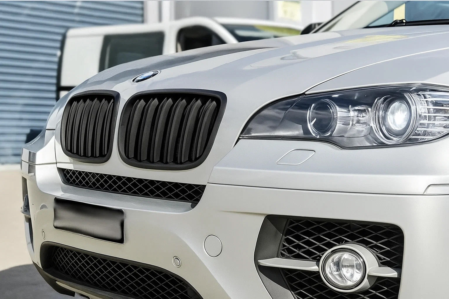 Kidneys M-Look (black matte) for BMW X5 E70 2007-2013 - image 1