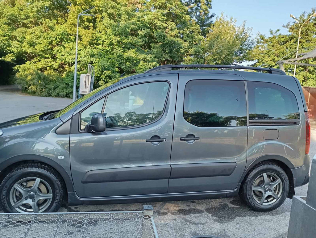 The pads on the arches (4 pieces, black) for Peugeot Partner Tepee 2008-2018 - image 3