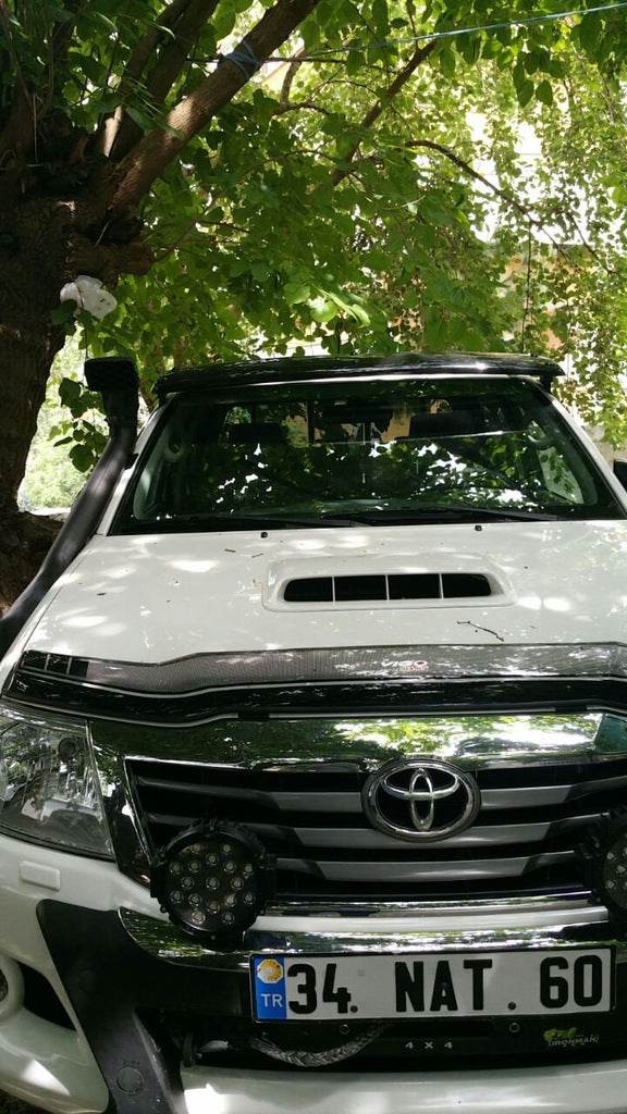 Visor windshield (on the brackets) for Toyota Hilux 2006-2015 - Reelken Auto