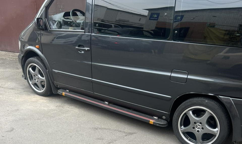 Side Steps Maya Red (2 pcs, Aluminum) for Mercedes Vito W638 1996-2003 - image 3