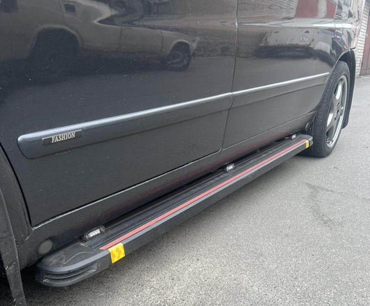 Lateral platforms Maya Red (2 pieces, aluminum) for Mercedes Vito W638 1996-2003 - Reelken Auto