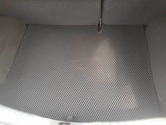 Trunk mat (EVA, Black) for Dacia Sandero 2007-2013 - Reelken Auto