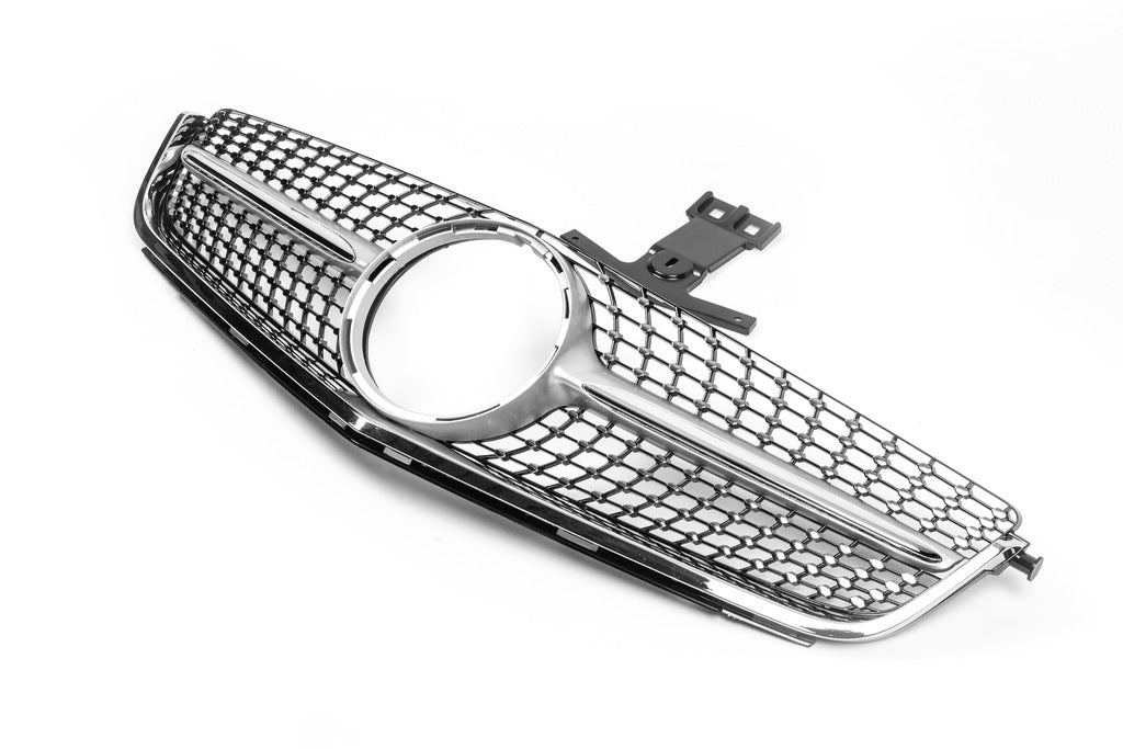 Front Grille Diamond Silver (for C63) for Mercedes C-class W204 2007-2015 - image 3