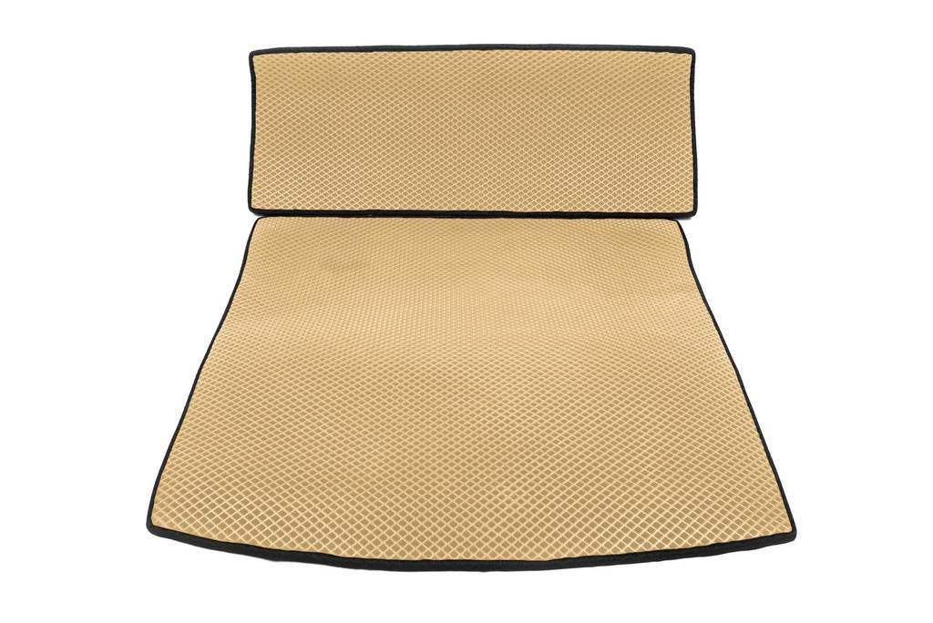 Trunk mat V1 MAXI (EVA, Beige) for Volkswagen Caddy 2004-2010 - Reelken Auto