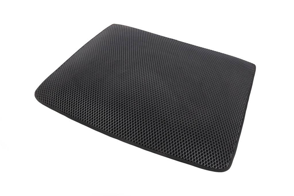 Trunk mat V1 (EVA, black) for Volkswagen Touareg 2002-2010 - Reelken Auto